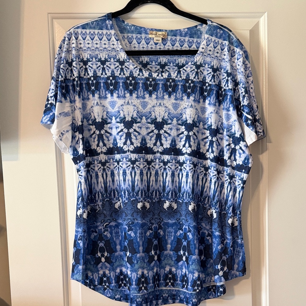 Scoop Neck Women's Top